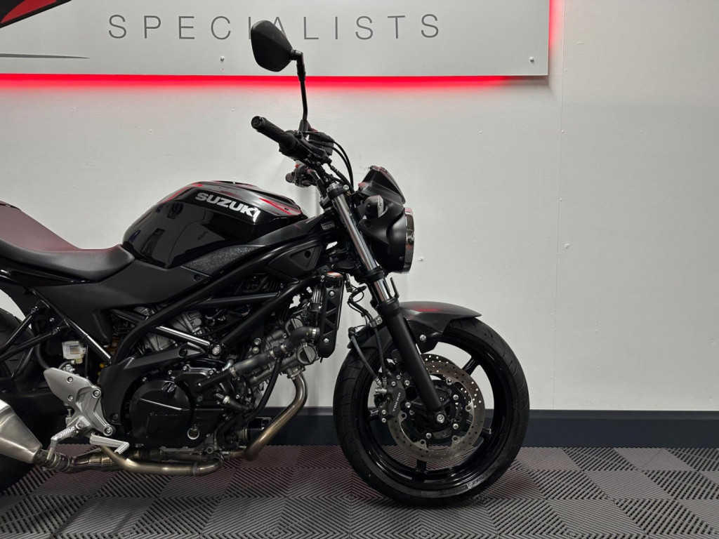 SUZUKI SV650
