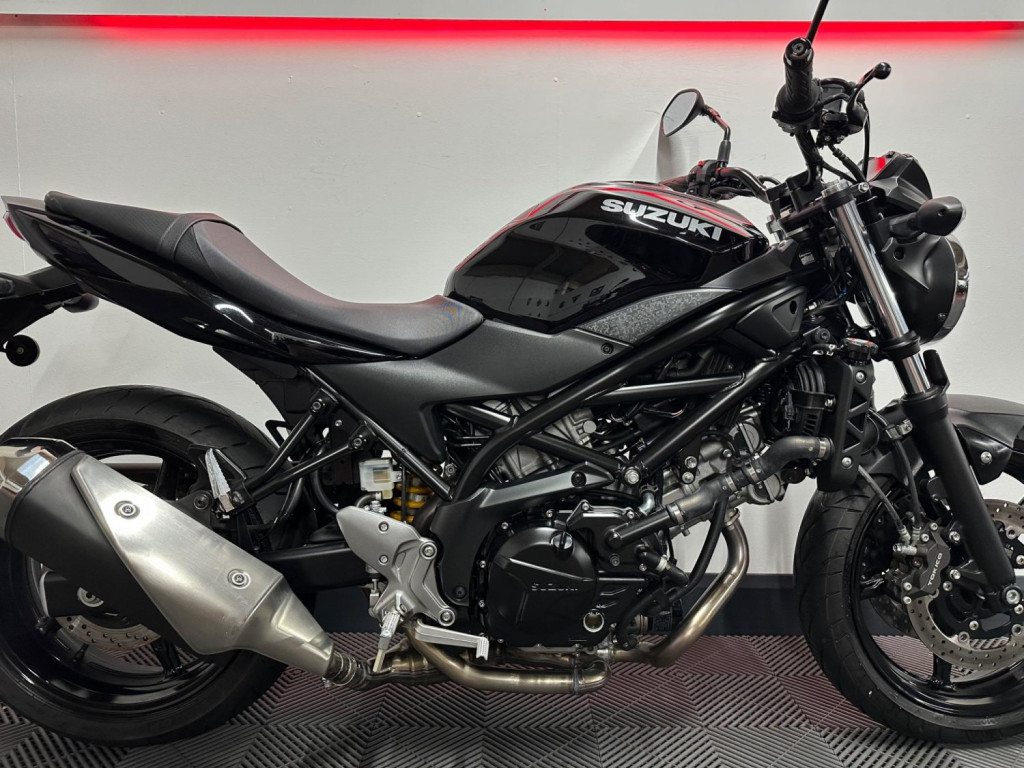 SUZUKI SV650