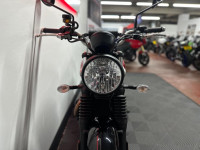 TRIUMPH Street Scrambler