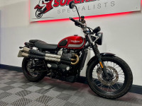 TRIUMPH Street Scrambler