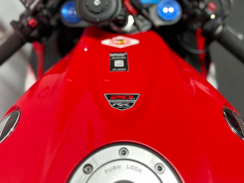 HONDA CBR1000RR Fireblade