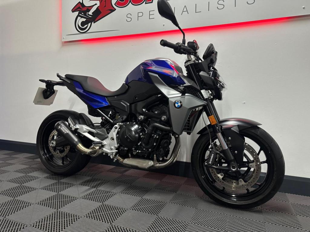 BMW F900R