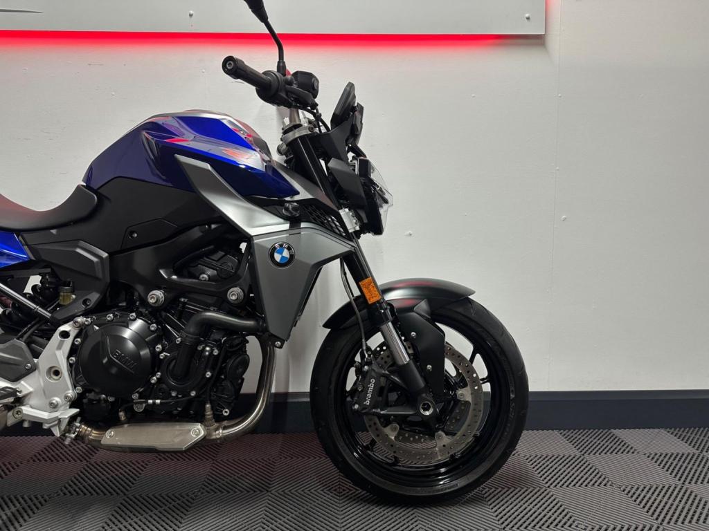 BMW F900R