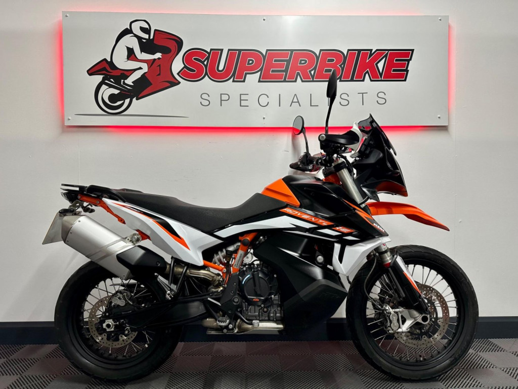 KTM 890 ADVENTURE