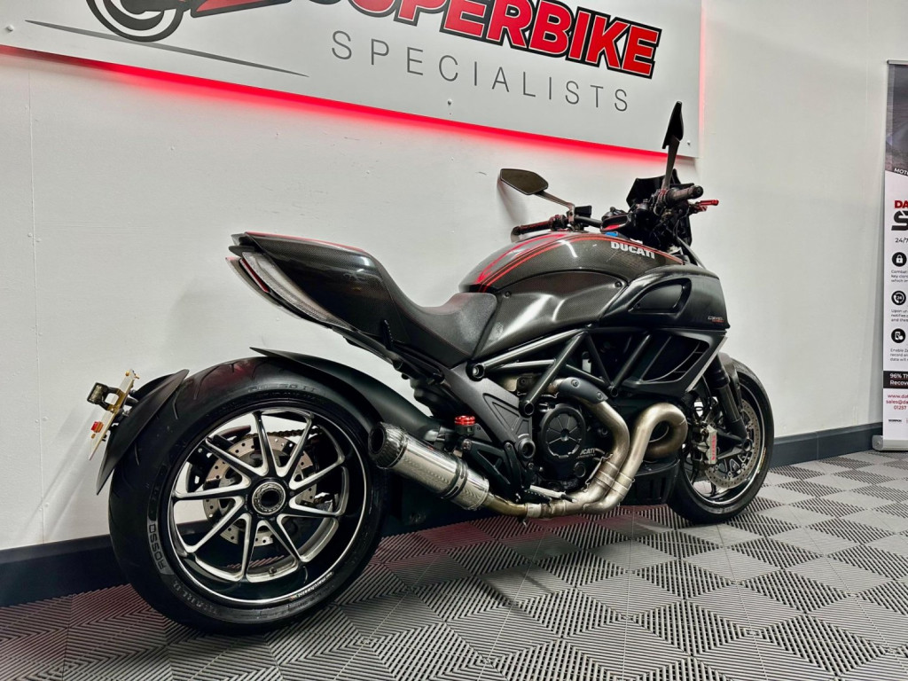 DUCATI DIAVEL