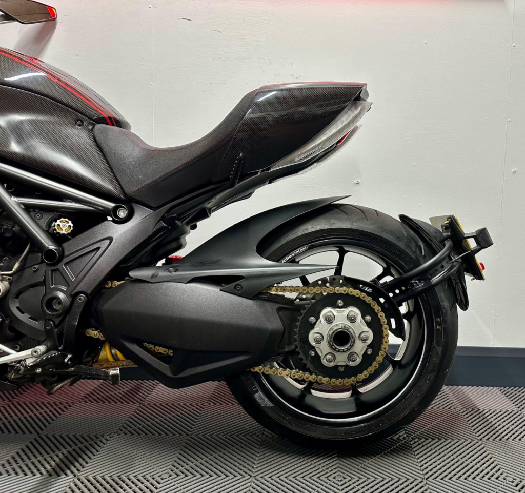 DUCATI DIAVEL