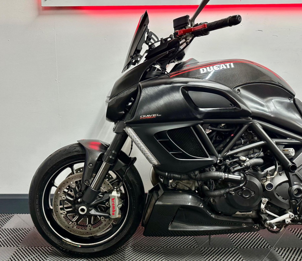 DUCATI DIAVEL