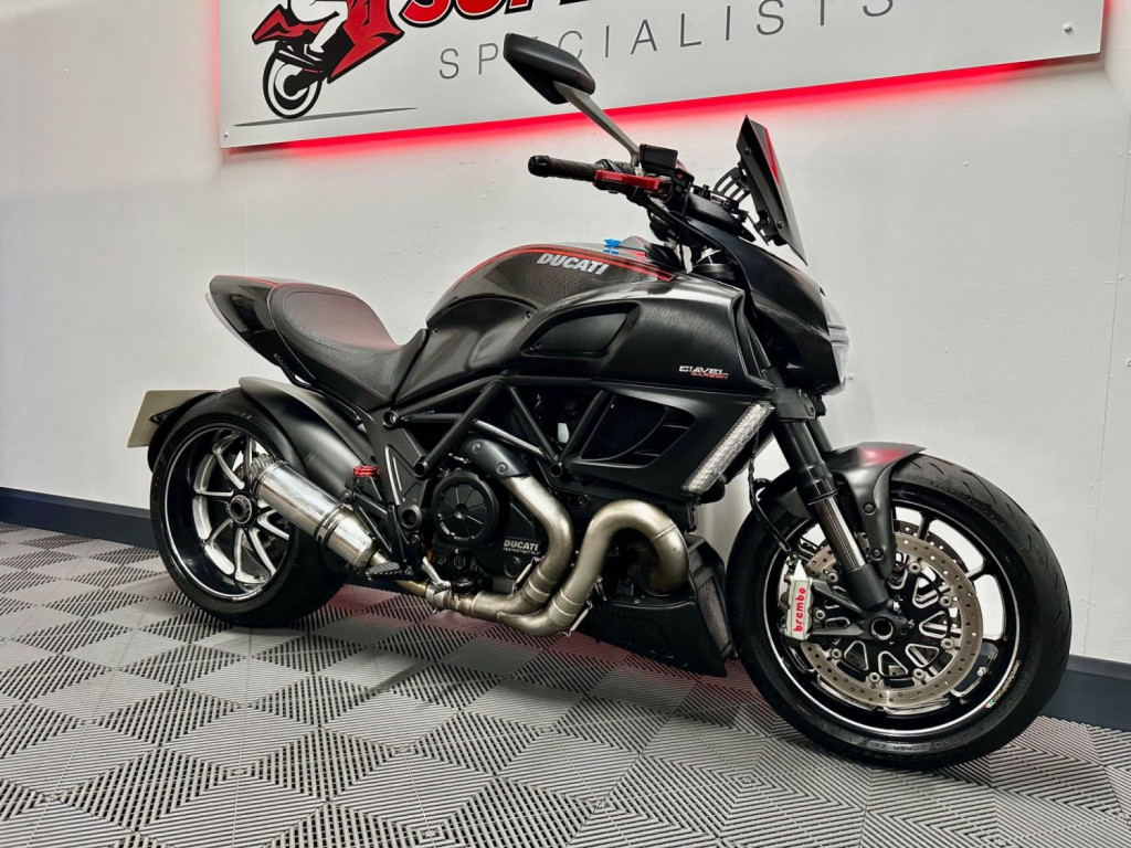 DUCATI DIAVEL