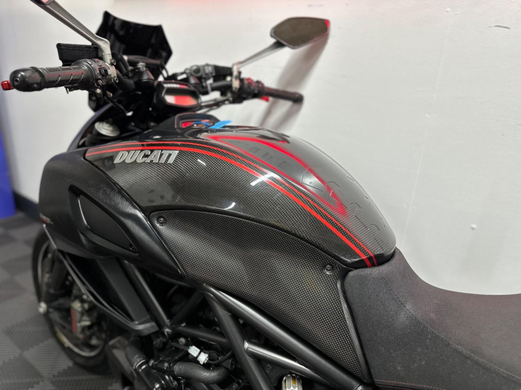 DUCATI DIAVEL