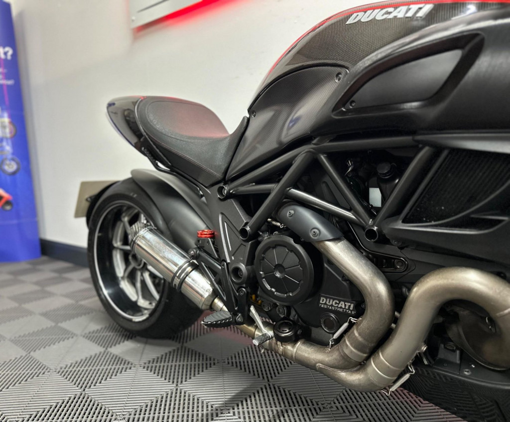 DUCATI DIAVEL