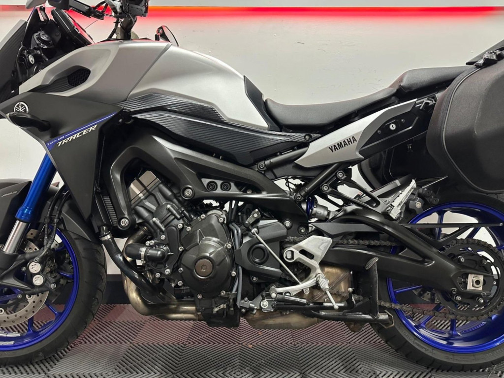 YAMAHA Tracer 900