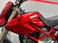 DUCATI Hypermotard
