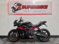 TRIUMPH STREET TRIPLE 675