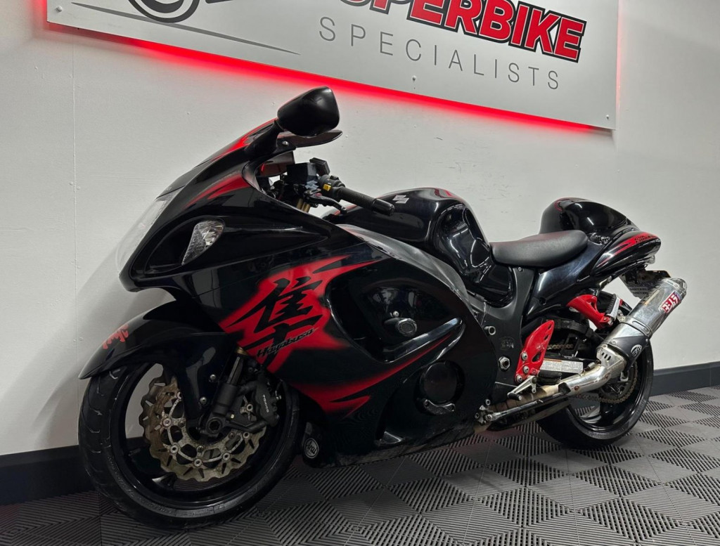 SUZUKI GSX1300R Hayabusa