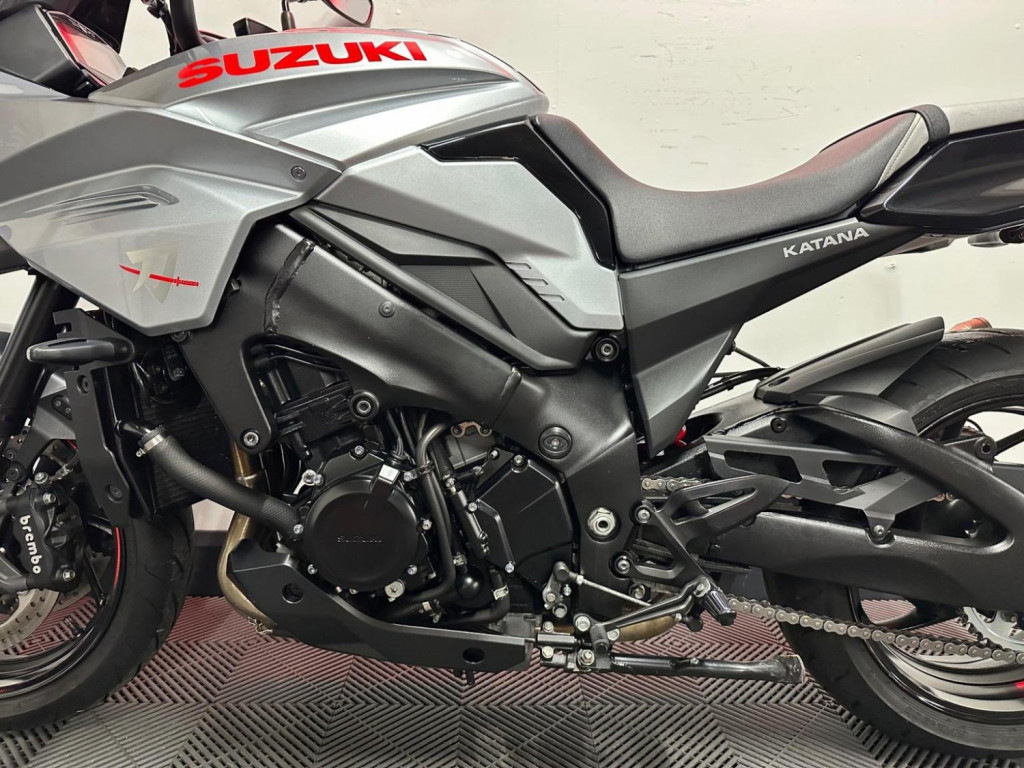 SUZUKI Katana 1000