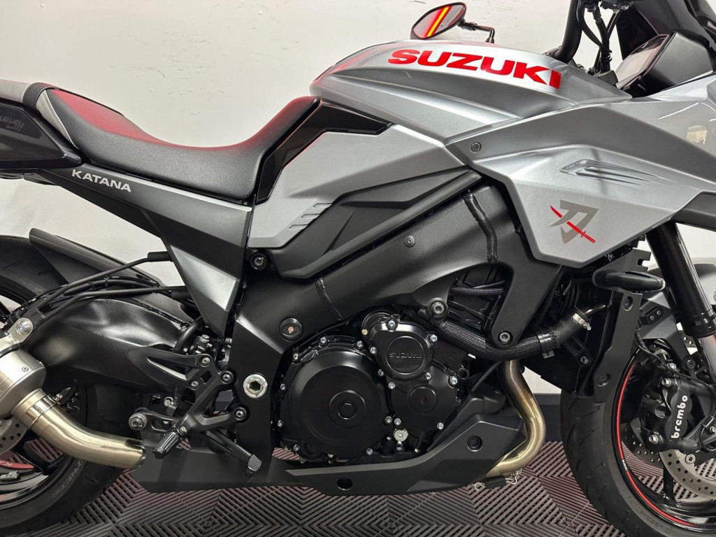 SUZUKI Katana 1000