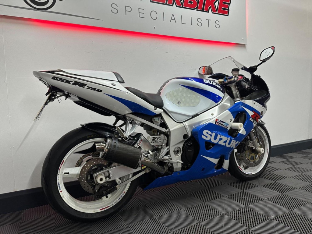 SUZUKI GSXR750