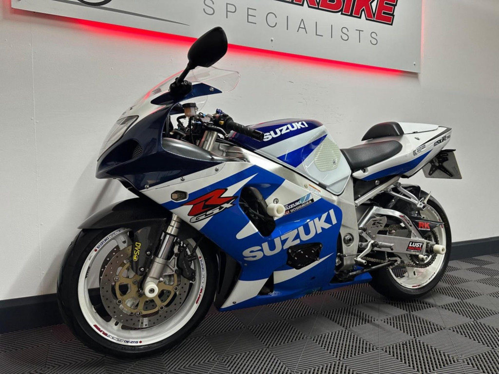 SUZUKI GSXR750