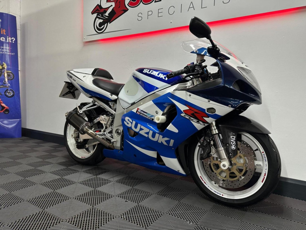 SUZUKI GSXR750