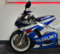 SUZUKI GSXR750