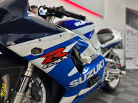 SUZUKI GSXR750