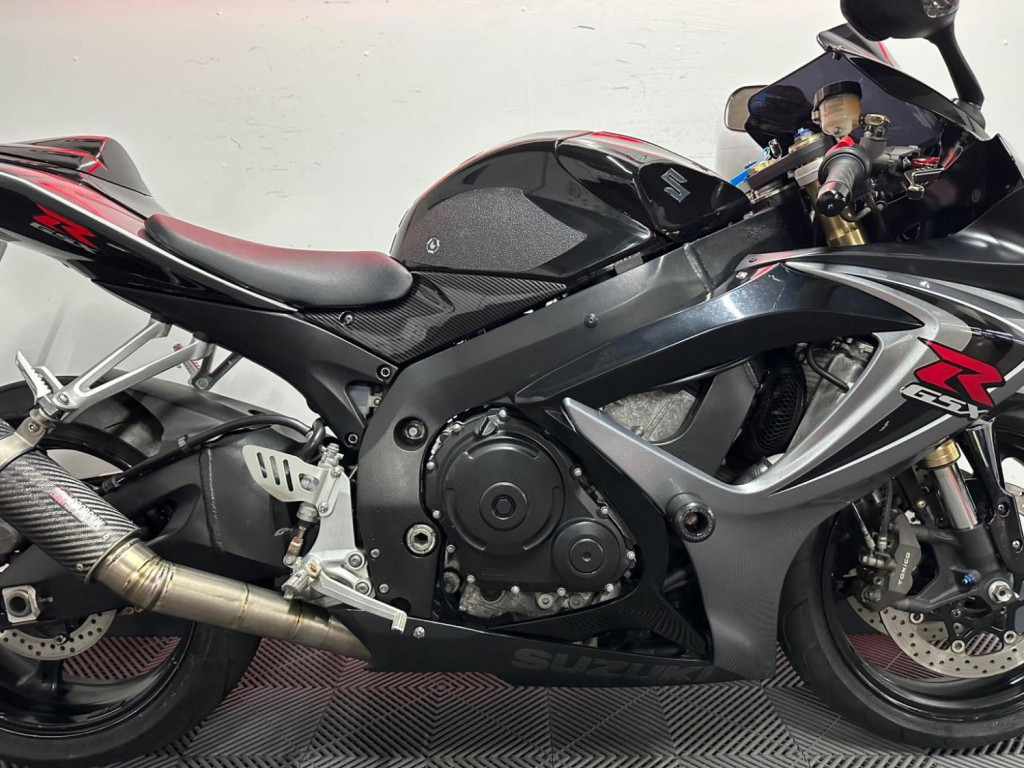 SUZUKI GSXR600