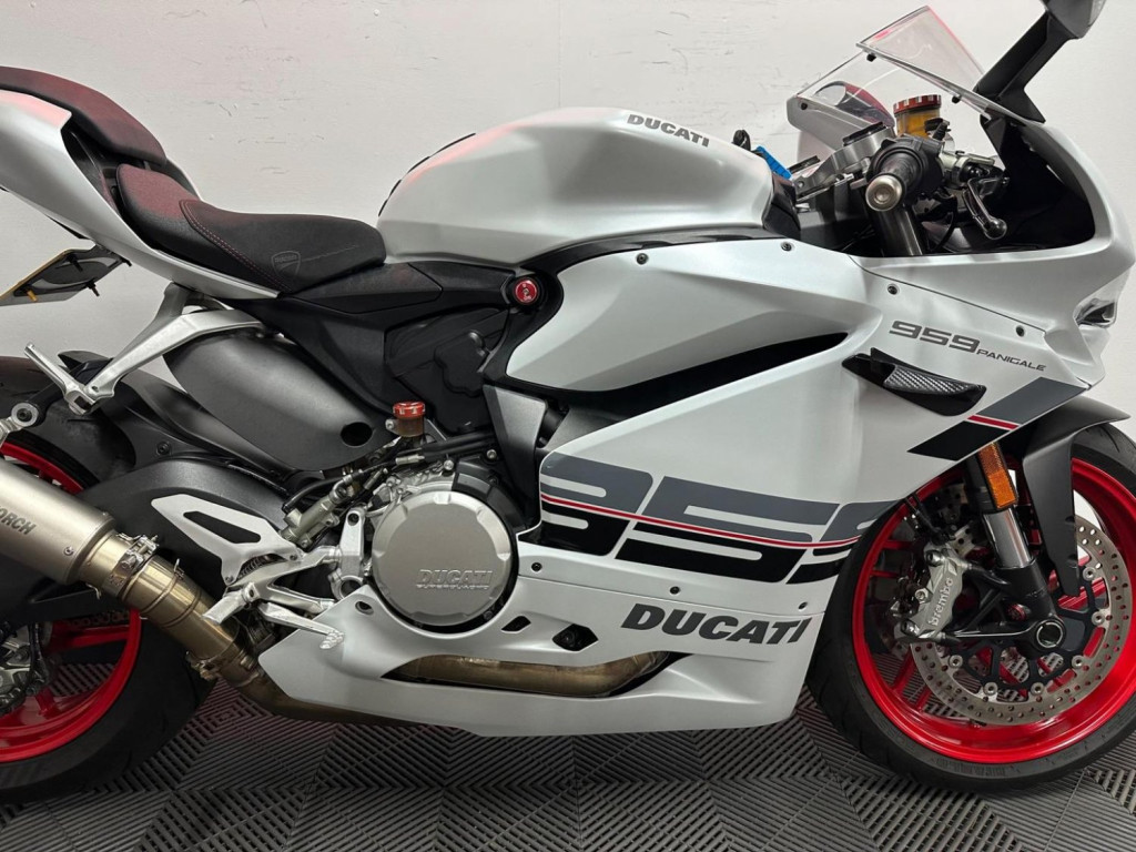 DUCATI 959 Panigale