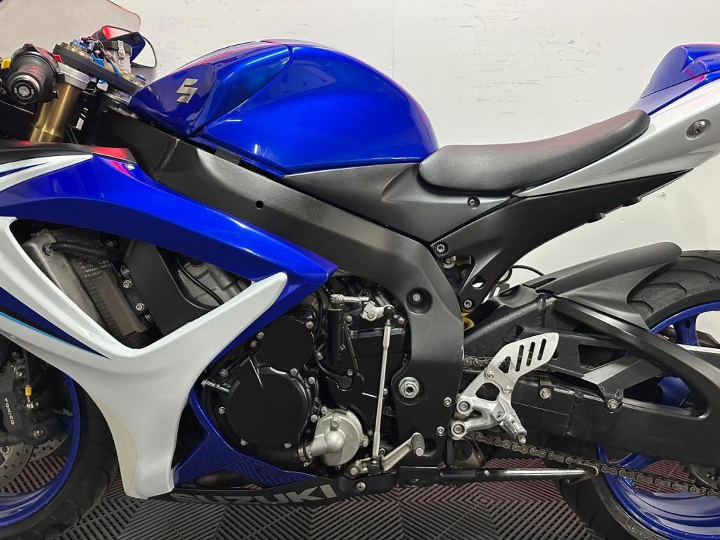 SUZUKI GSXR600