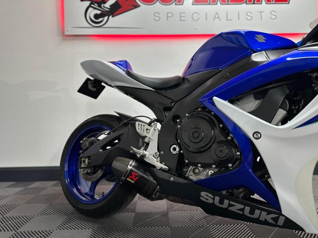 SUZUKI GSXR600
