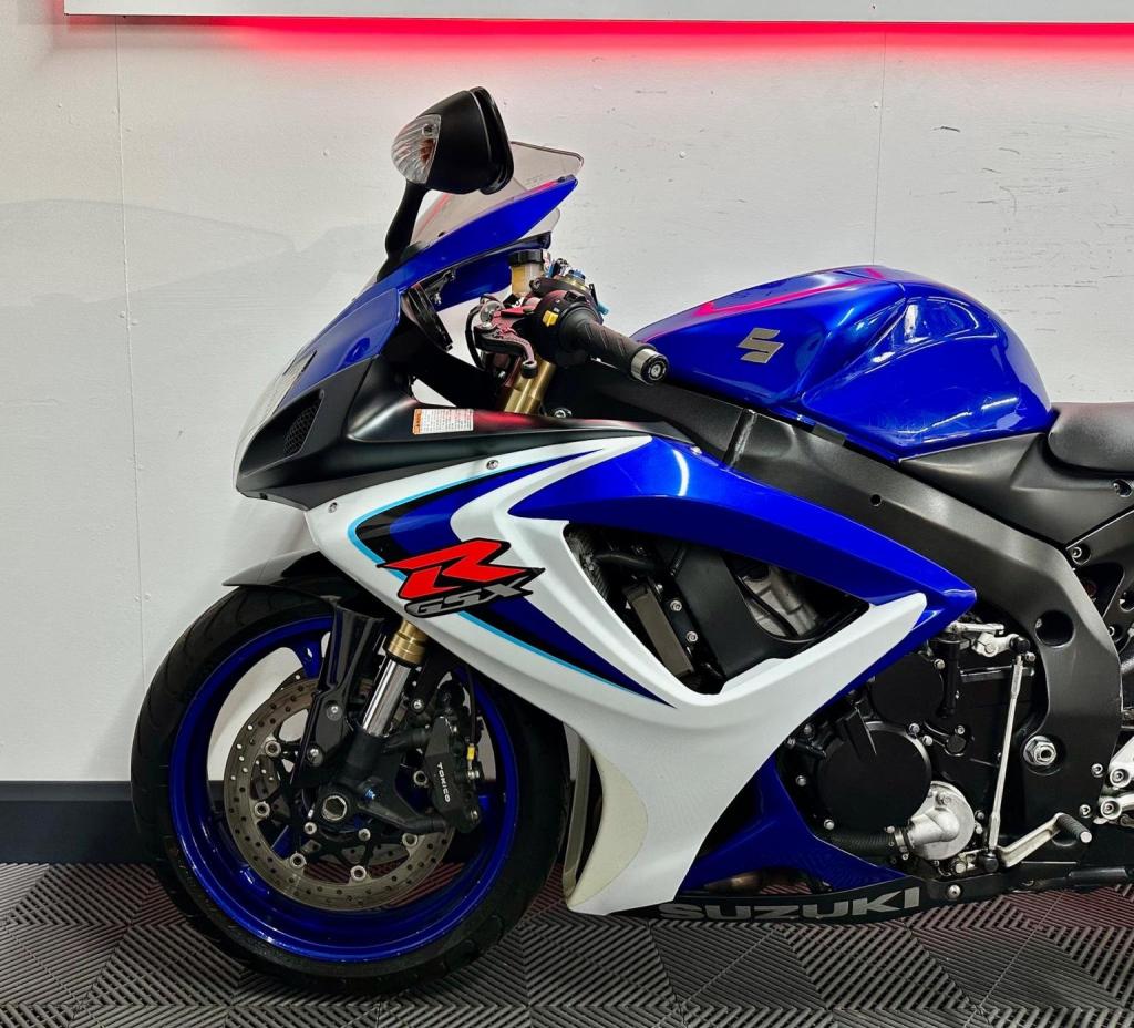 SUZUKI GSXR600