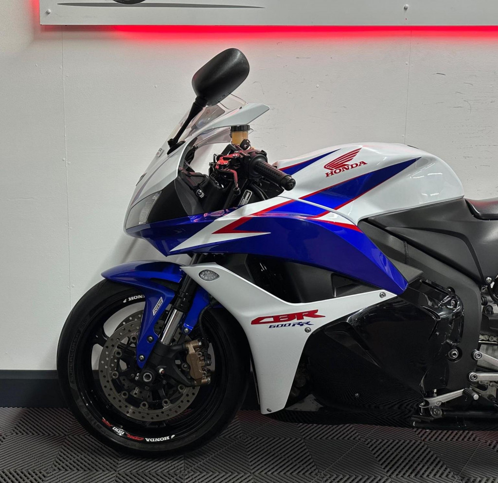 HONDA CBR600RR
