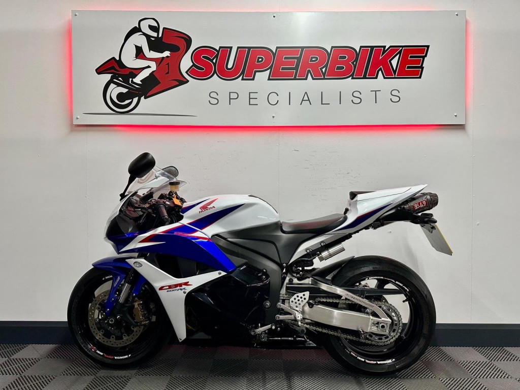 HONDA CBR600RR