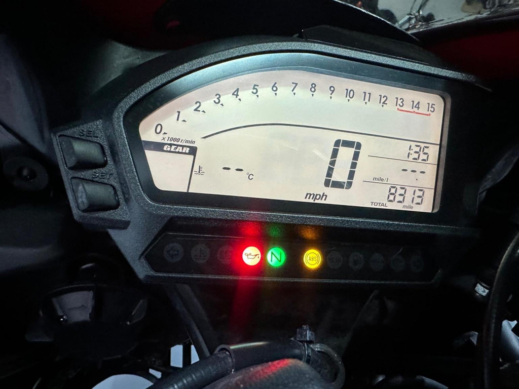 HONDA CBR1000RR Fireblade