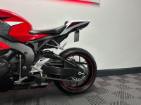HONDA CBR1000RR Fireblade