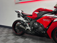 HONDA CBR1000RR Fireblade