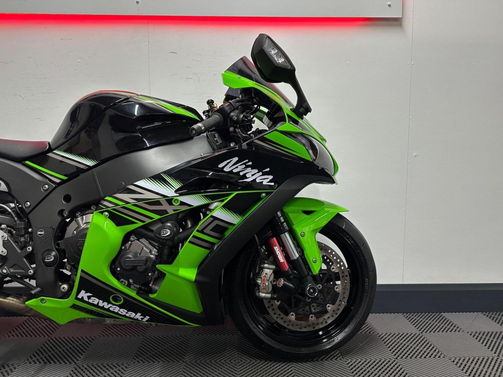 KAWASAKI NINJA ZX-10R