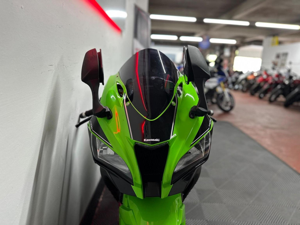 KAWASAKI NINJA ZX-10R