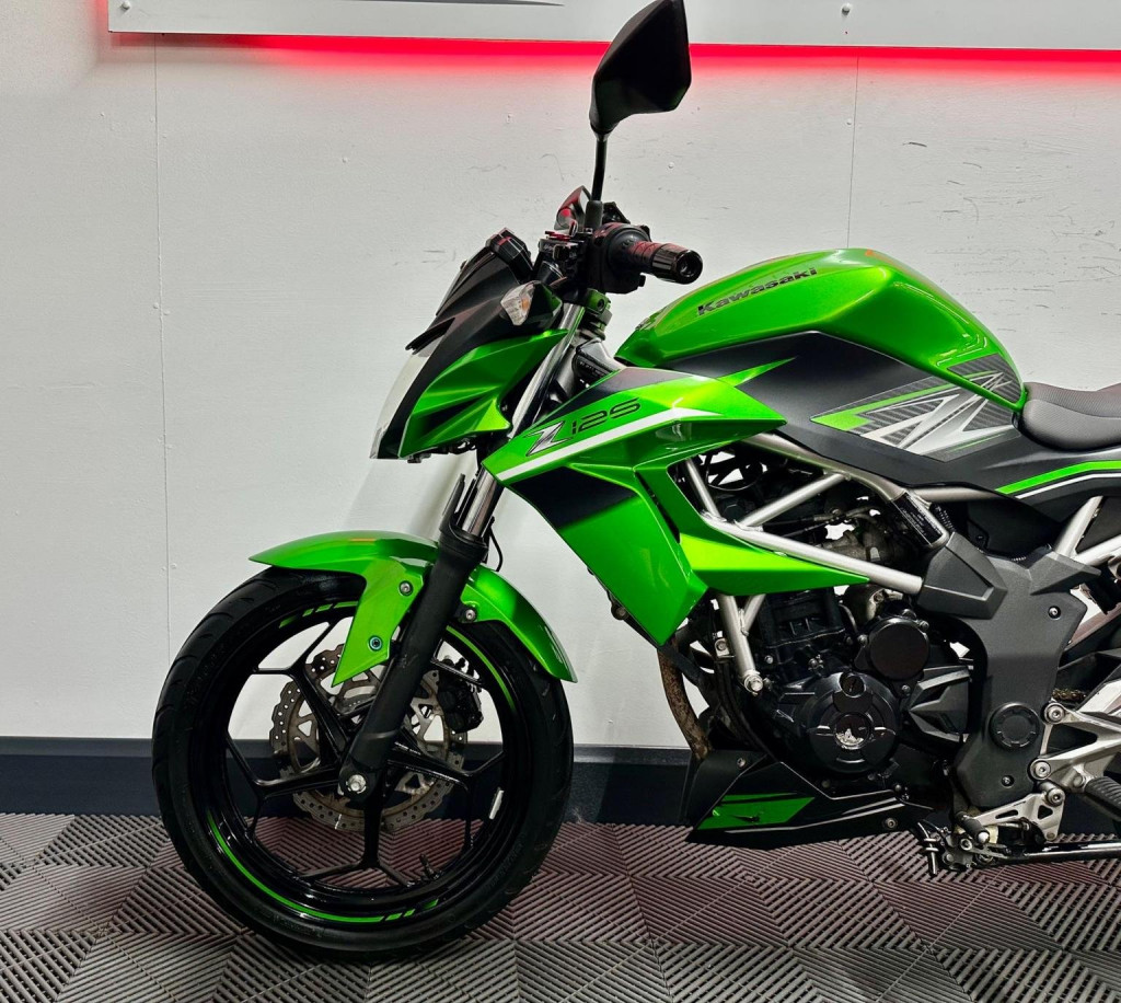 KAWASAKI Z125