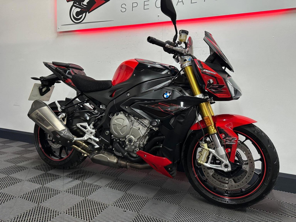 BMW S1000R