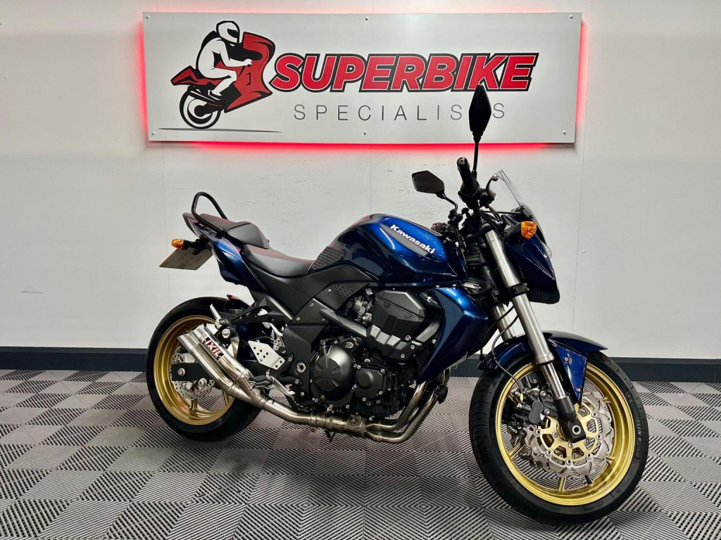 KAWASAKI Z750