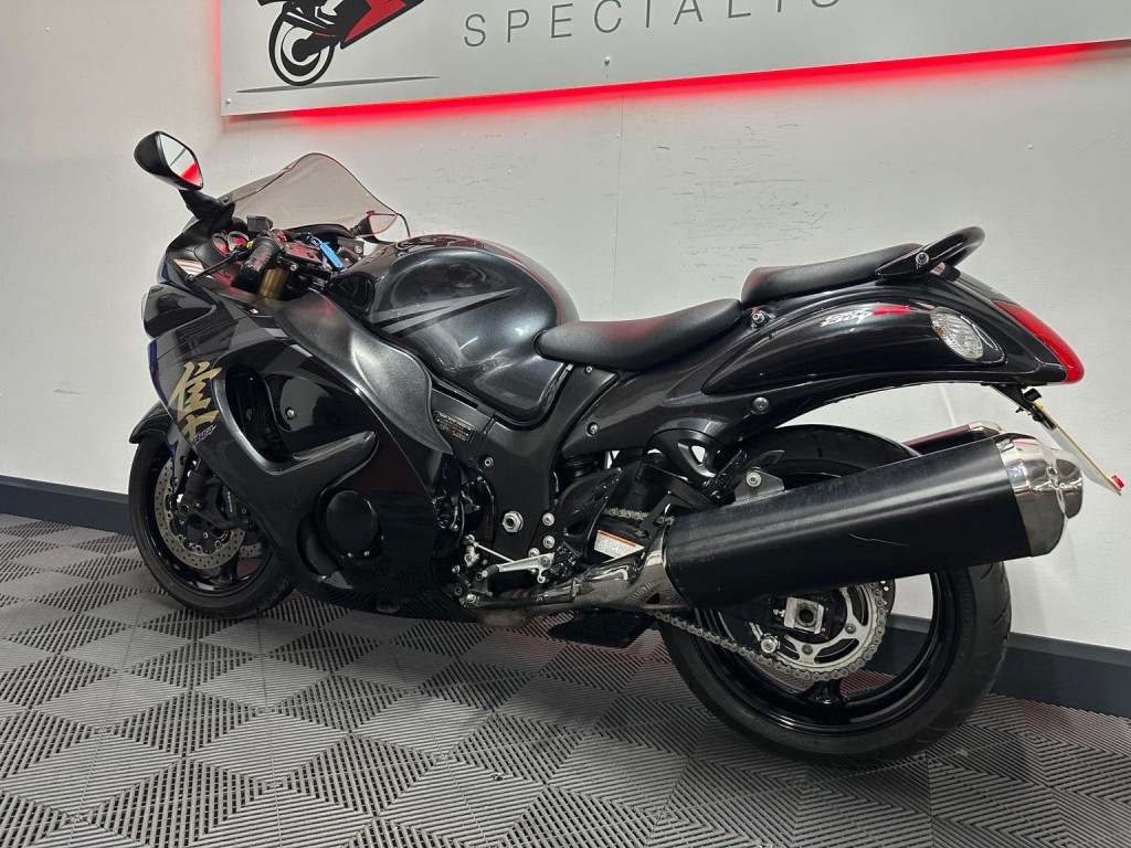 SUZUKI GSX1300R Hayabusa