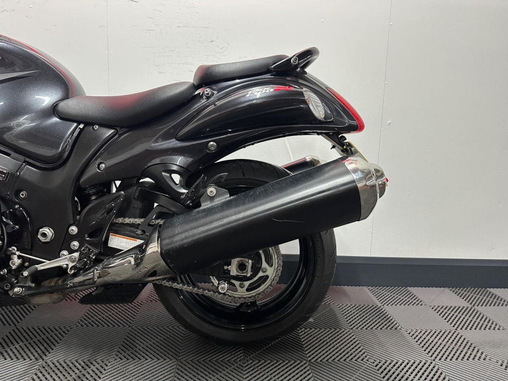 SUZUKI GSX1300R Hayabusa