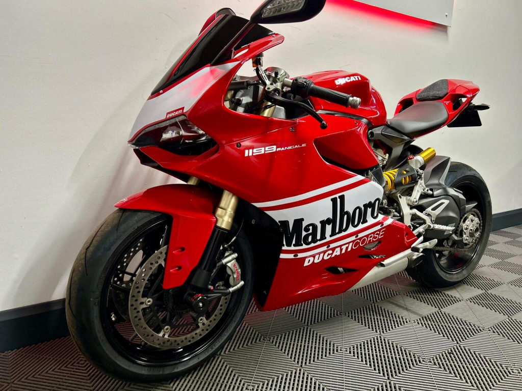 DUCATI 1199 Panigale