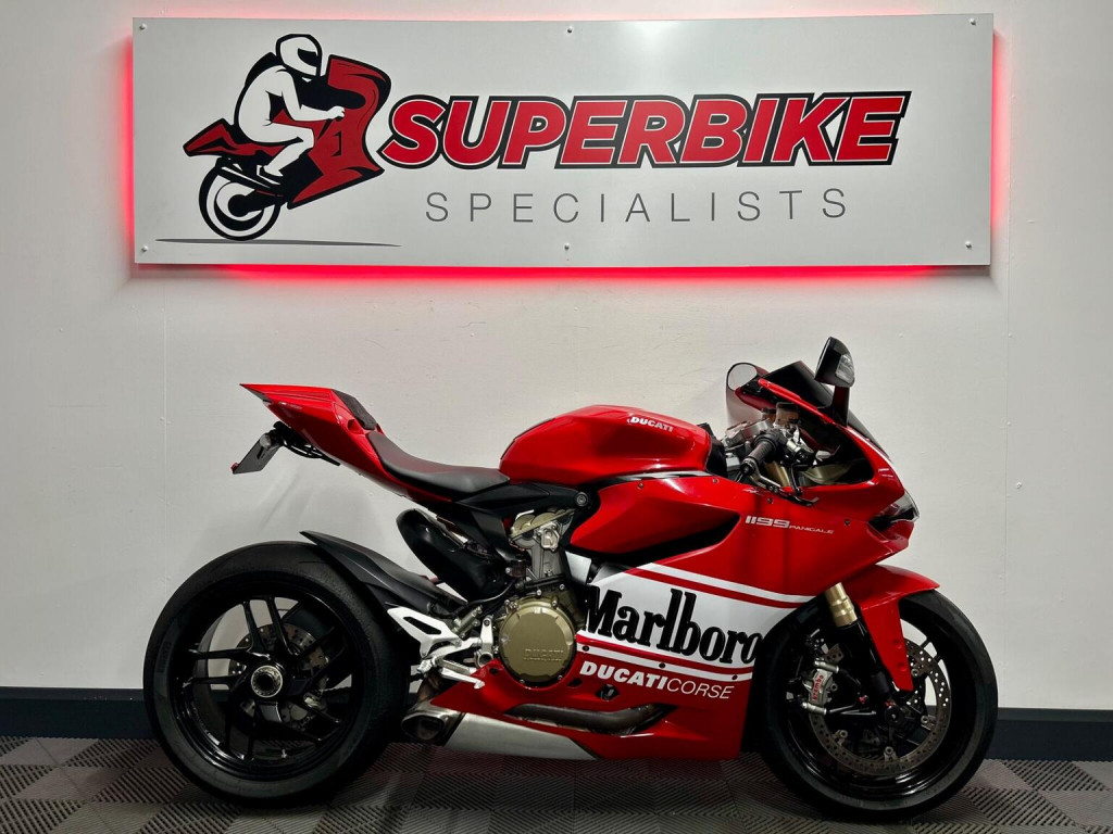DUCATI 1199 Panigale