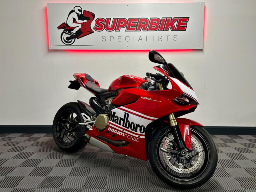 DUCATI 1199 Panigale