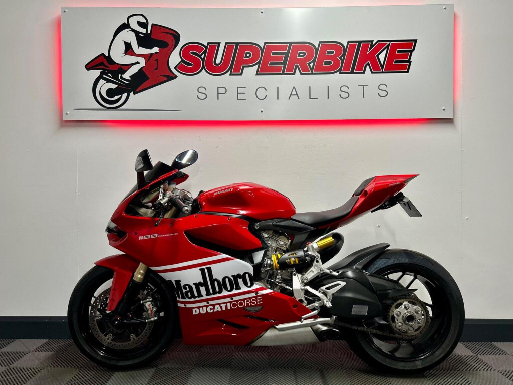 DUCATI 1199 Panigale