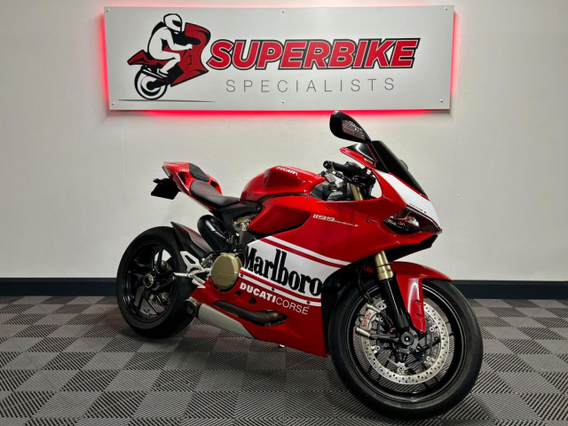 DUCATI 1199 Panigale