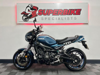 YAMAHA XSR900