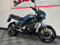 YAMAHA XSR900