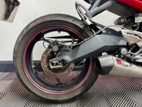 TRIUMPH STREET TRIPLE 675